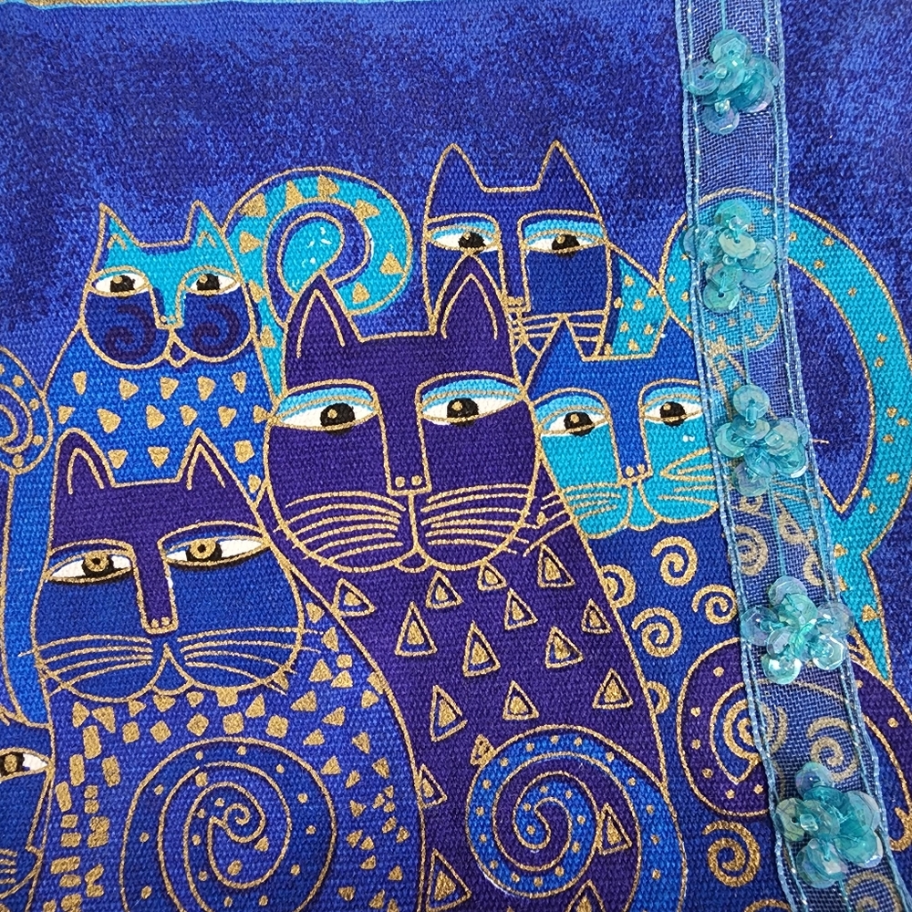 Laurel Burch cat print purse with ribbon and sequin detail - Picture 9 of 13